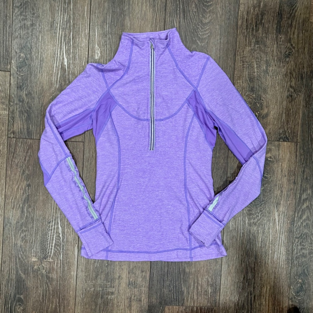 🌸 Lululemon Run Dash 1/2 zip long-sleeve with cuffins, size 8